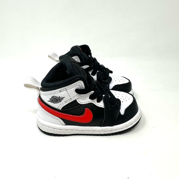Nike Air Jordan 1 Mid Black Chile Red Toddler 4C Sneakers 640735-075 - Picture 6 of 11
